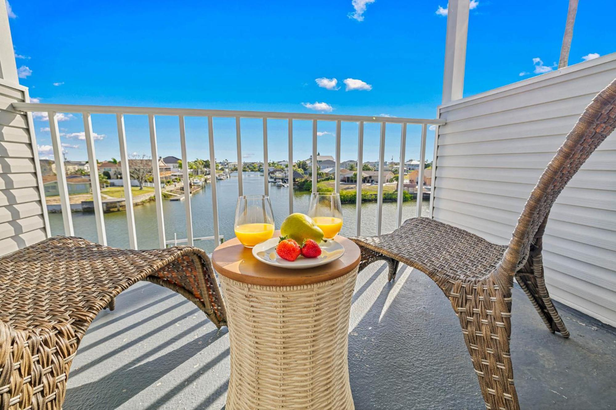 5 Bed3Bath Waterfront Pool Home With Full Gym, Office, And Heated Pool! Hernando Beach Exterior foto